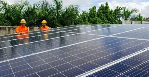 Đề xuất điện mặt trời mái nhà tự sản, tự tiêu bán cho EVN giá 671 đồng/kWh